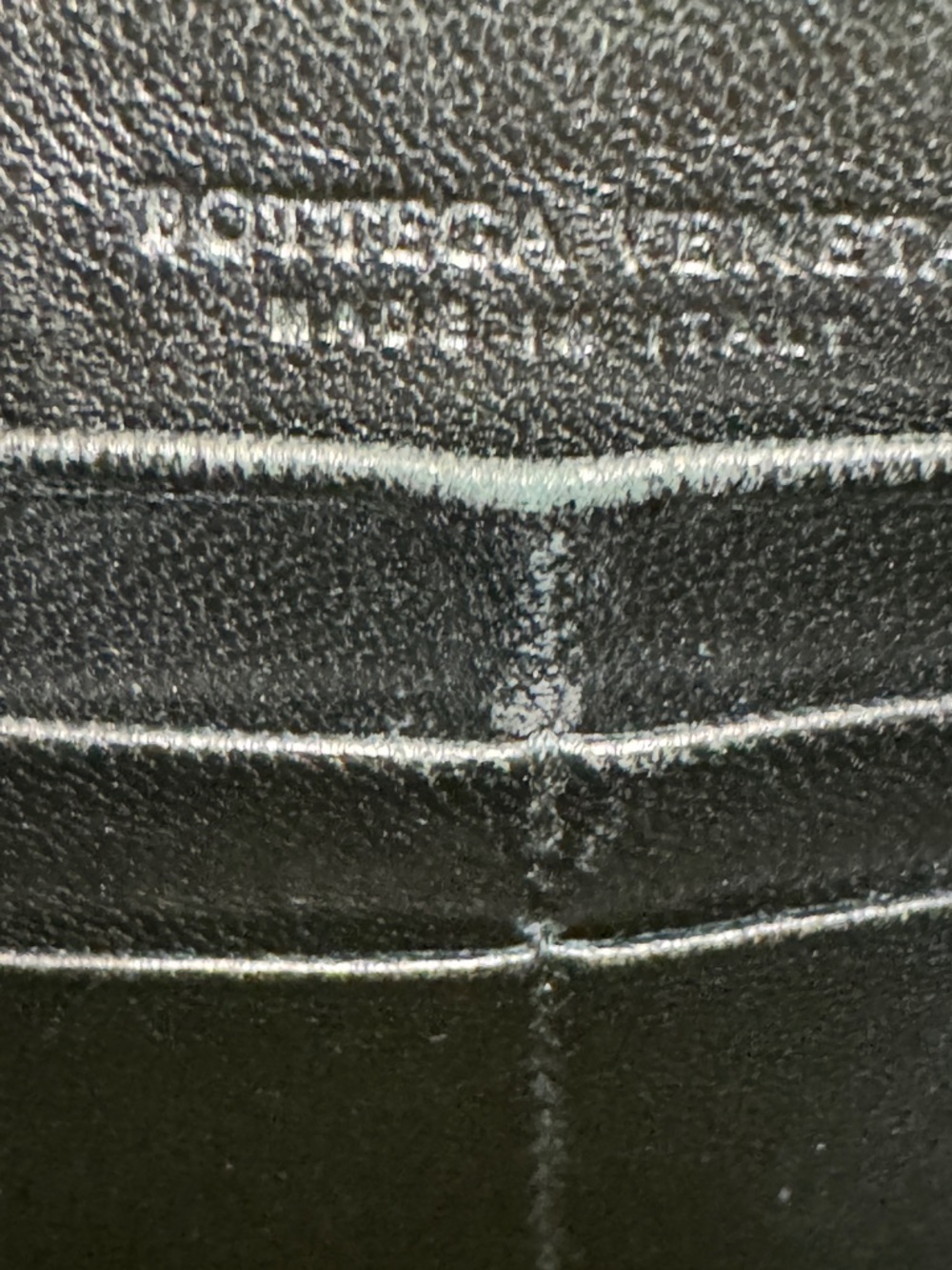 Bottega Veneta Black Leather Zip Wallet with Interior Card Slots - Picture 8 of 12